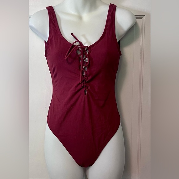 Cheeky Backless One-Piece Swimsuit - Picture 1 of 2